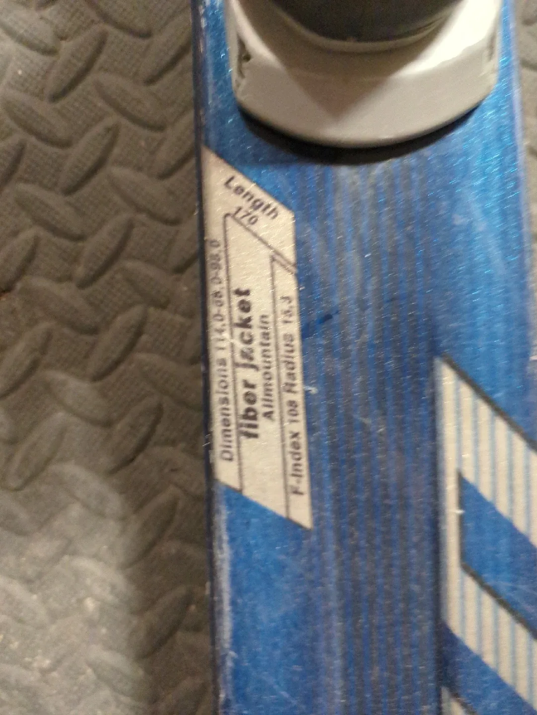 Head C130 skis, 170cm long image indicator(2)