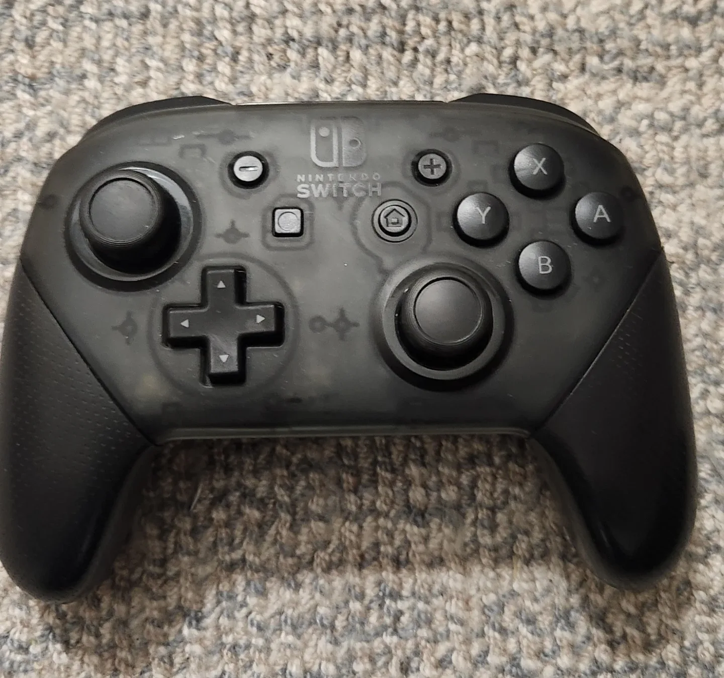 Nintendo Switch Pro Controller & Dock image indicator(2)