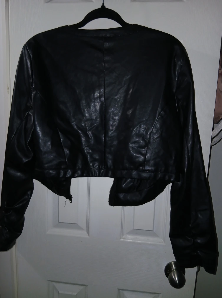 Lane Crawford Black Faux Leather Cropped Jacket - large - photo 3
