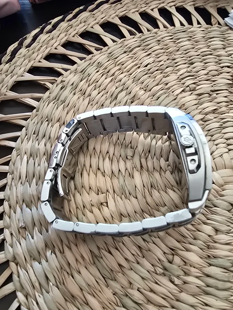 Bulova Precisionist Stainless Steel Watch image indicator(2)