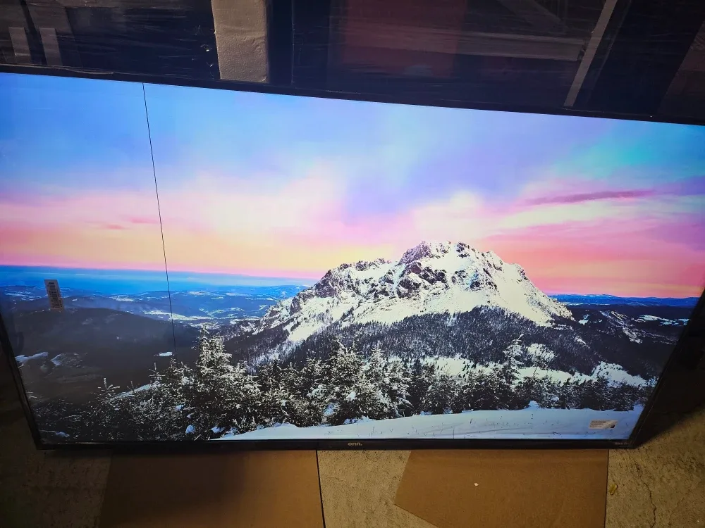 NOT NEGOTIABLE! 55" ONN 4K SMART ROKU TV! $135 image indicator(3)