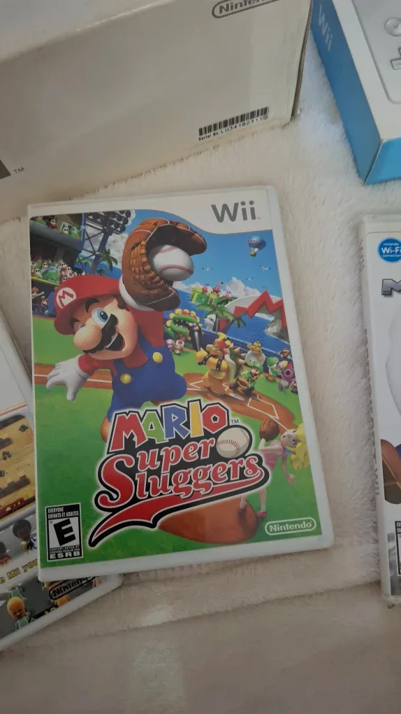 Nintendo Wii Console, Games, and Accessories image indicator(4)