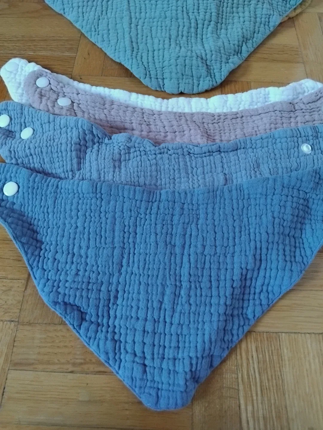 Baby Bibs - Set of 10 image indicator(3)