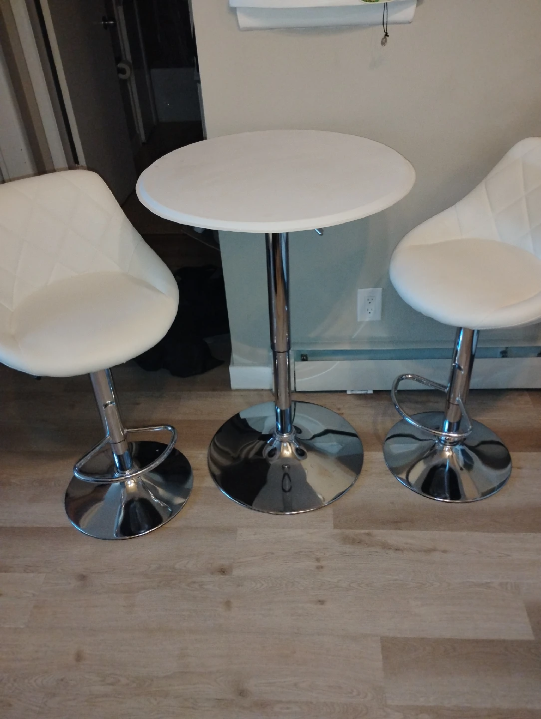 White Bar Table with Two Chairs