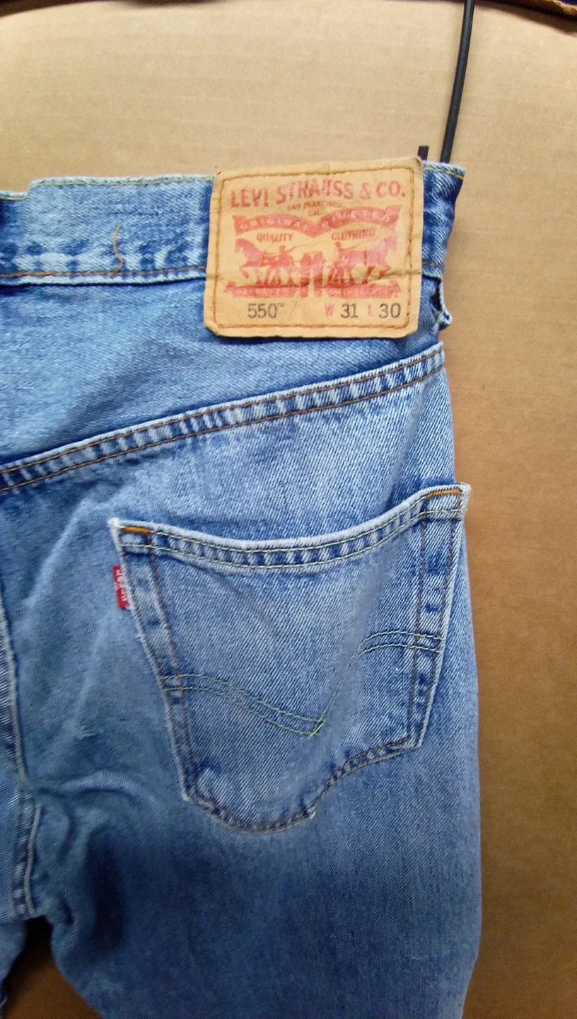 Levi's 550 Jeans - Size 31x30 image indicator(5)