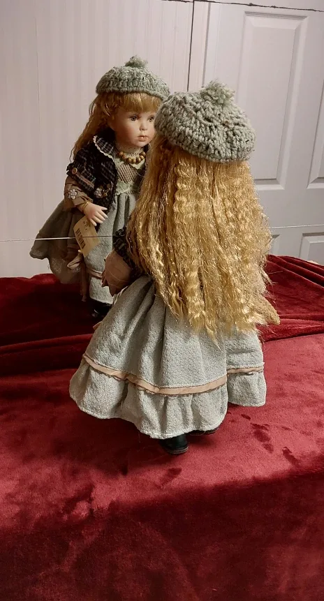 Maple Lane Collection Porcelain Doll image indicator(4)