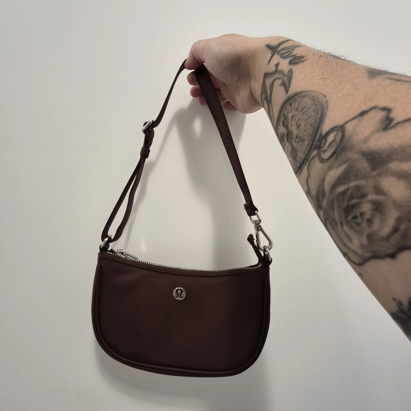 Lululemon City Essentials Mini Shoulder Bag 1L - photo 4