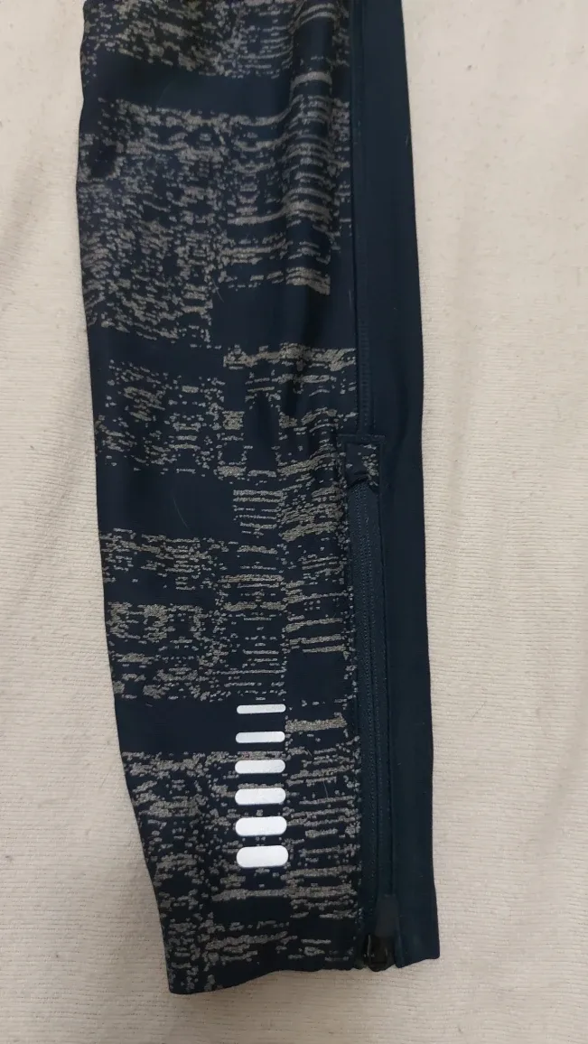 Under Armour HeatGear Compression Leggings - XS image indicator(5)