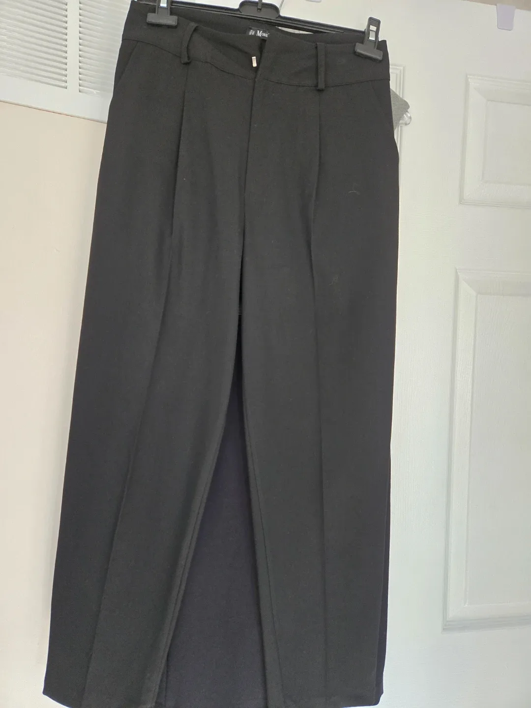 IV Rose Black Culottes - Size Small
