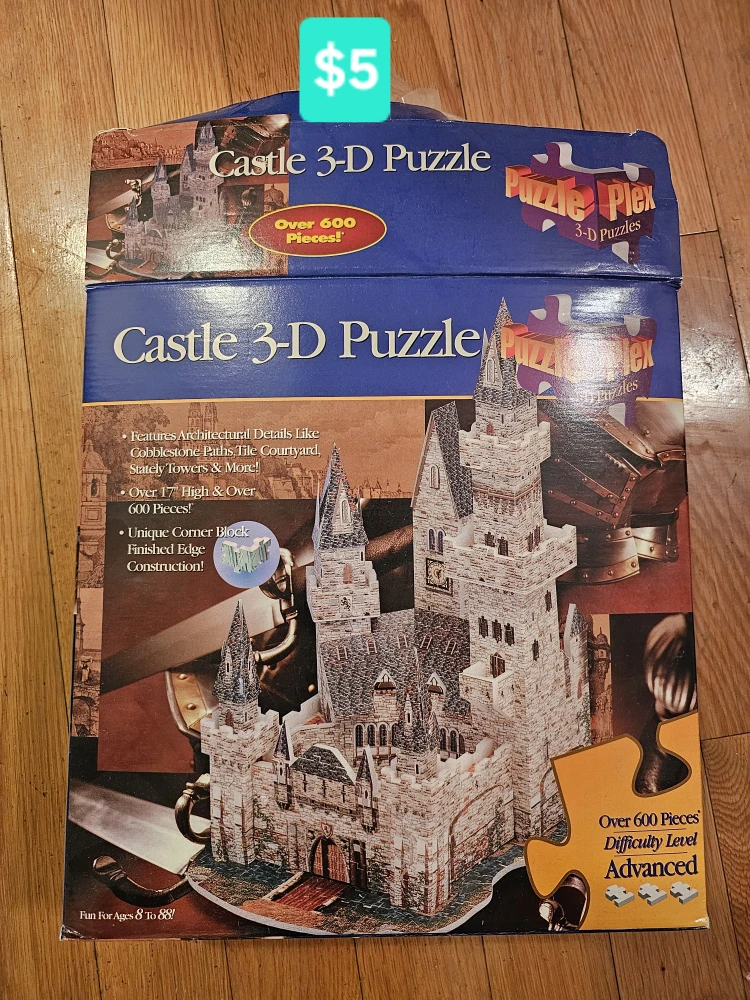 Castle 3-D Puzzle - Over 600 Pieces!