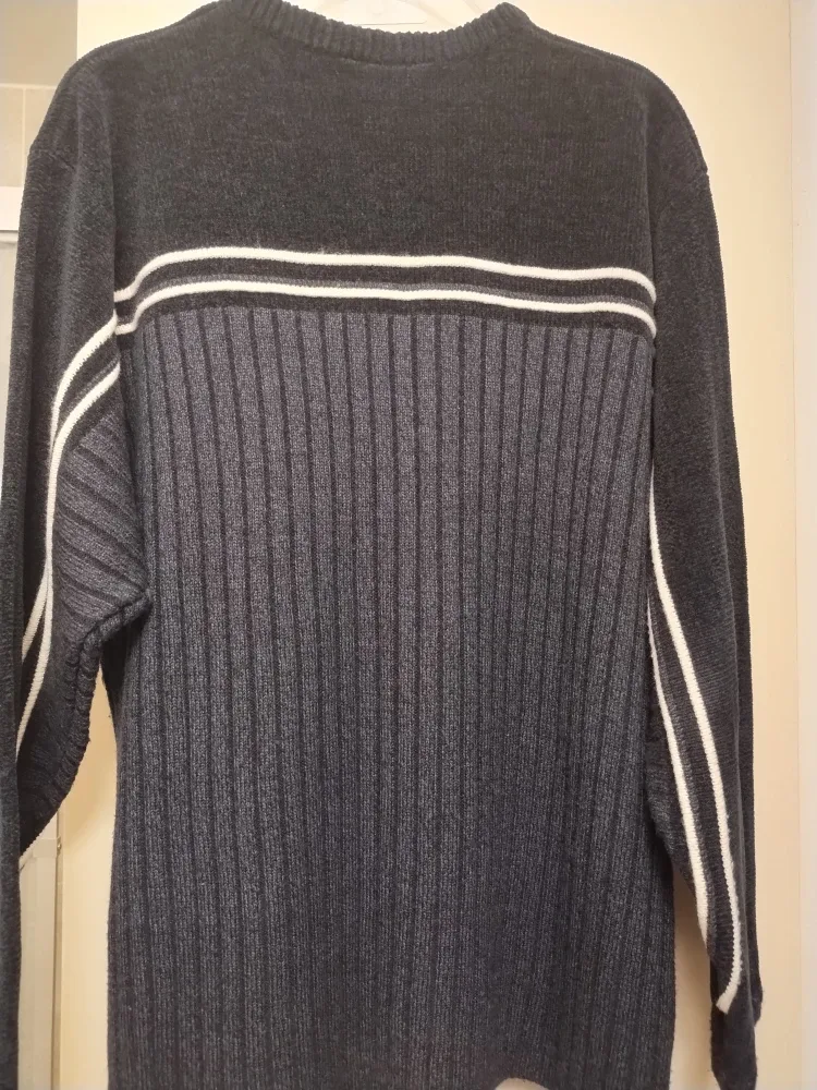 Motogear Sweater - Size L/G image indicator(4)