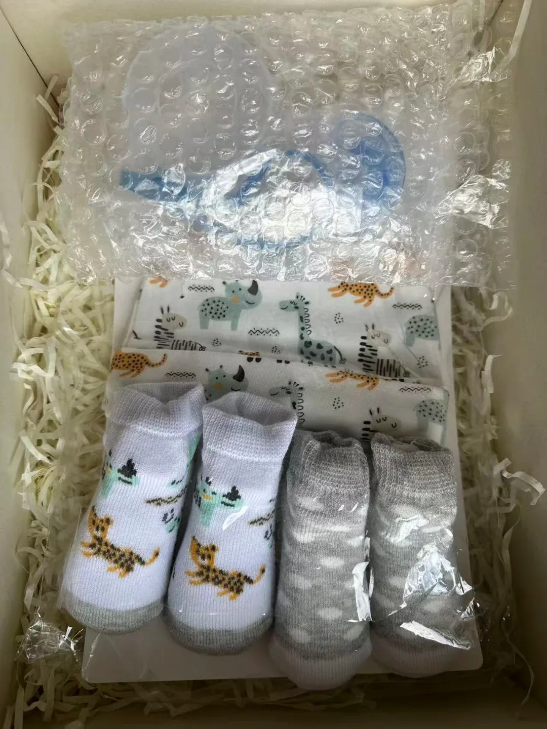 Brand-new baby boy gift set – perfect for welcoming a newborn! 🎁 image indicator(3)