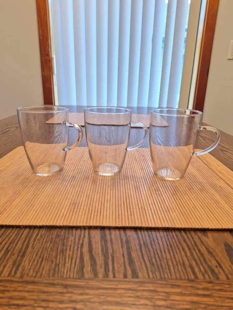 10 Borosilicate Glass Mugs: 7 Double-Wall + 3 Single-Wall image indicator(8)