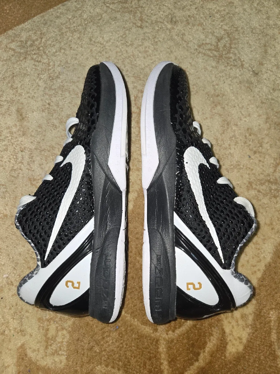 Nike Kobe Mamba Gigi Black/White Shoes image indicator(7)