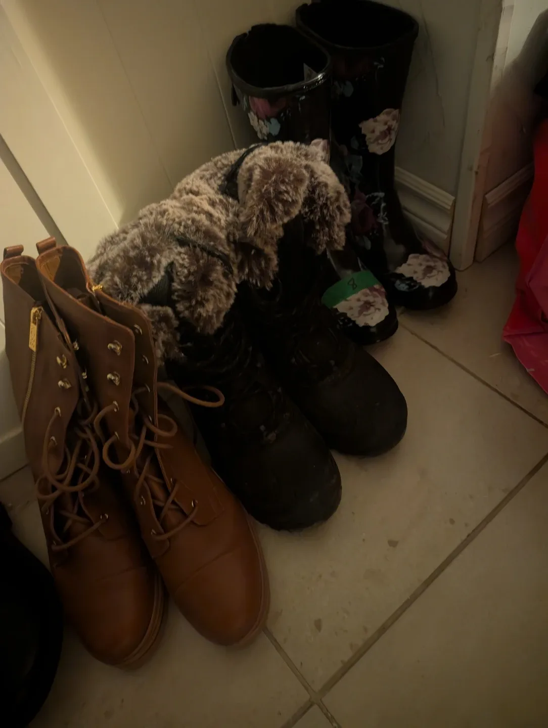 Various boots image indicator(2)