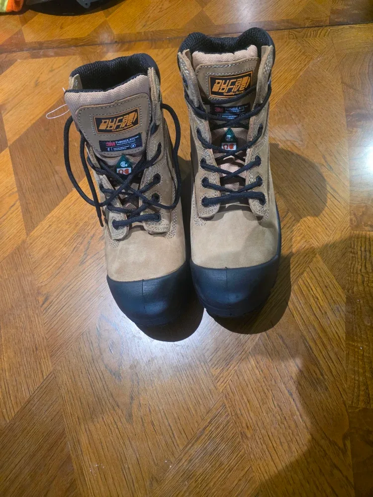 Composite Toe, Thinsulate, Waterproof Work Boots  US 7 image indicator(5)