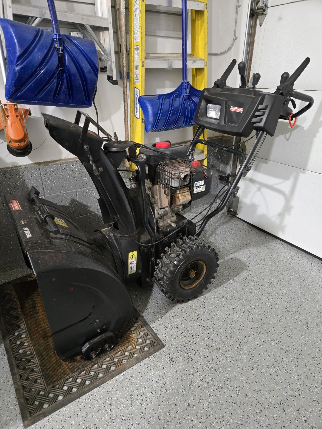 Craftsman 27" 250cc Snowblower