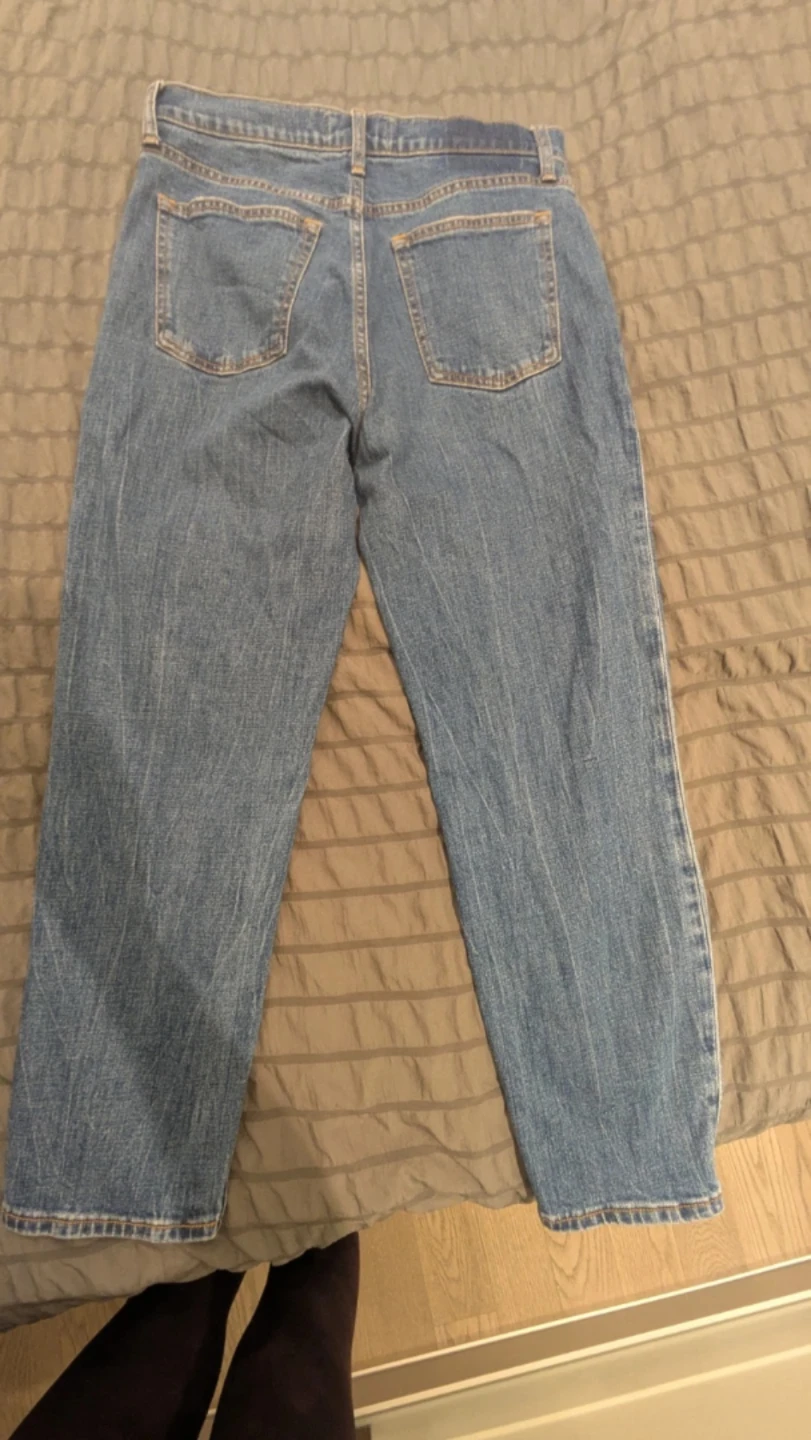 Abercrombie & Fitch 'The Mom' High Rise Jeans - Size 29 - photo 4