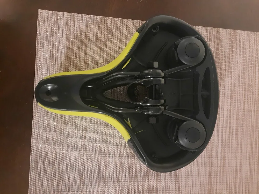 Black and Yellow Bicycle Seat image indicator(2)