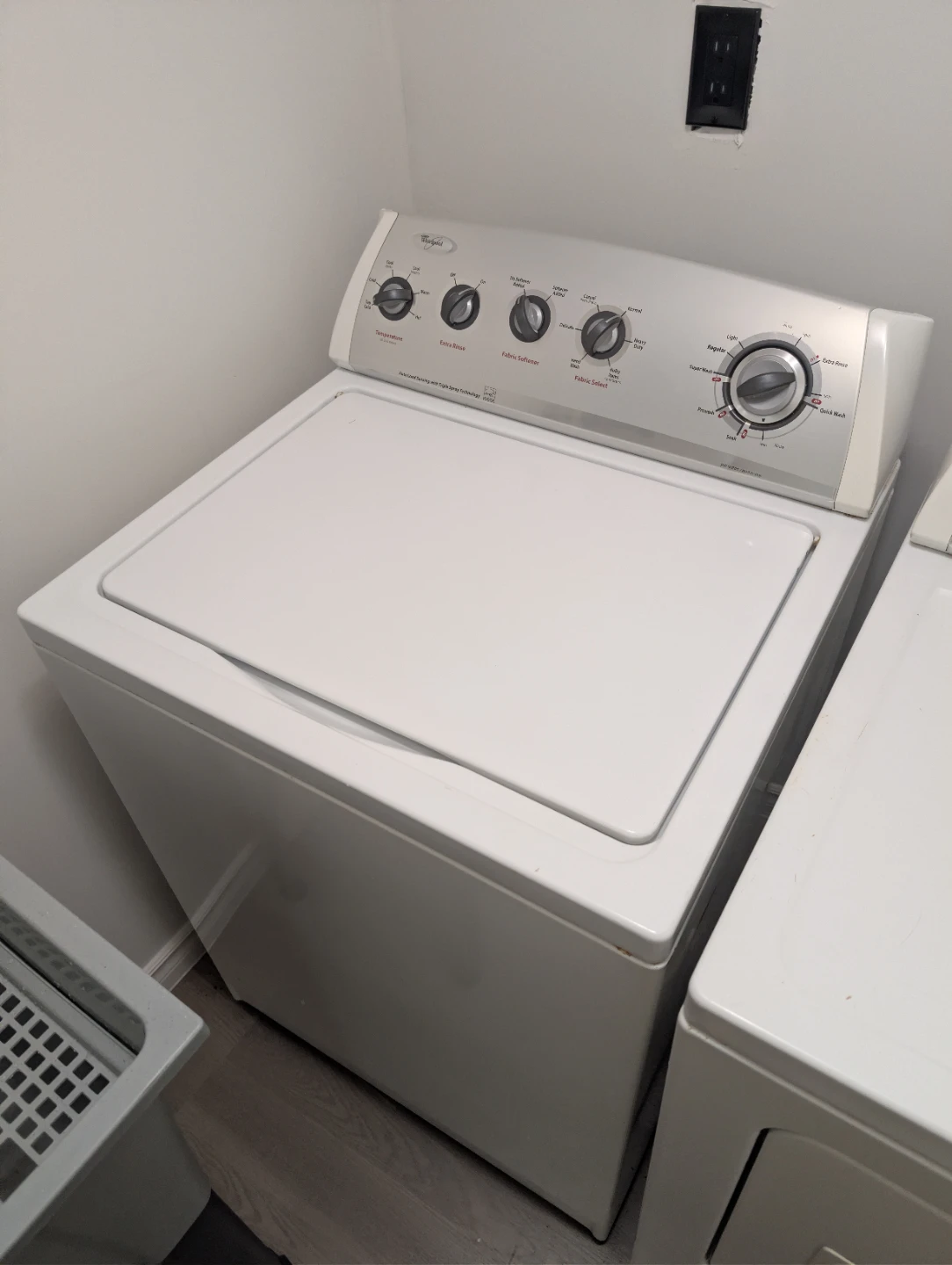 Whirlpool washer and dryer set - photo 2