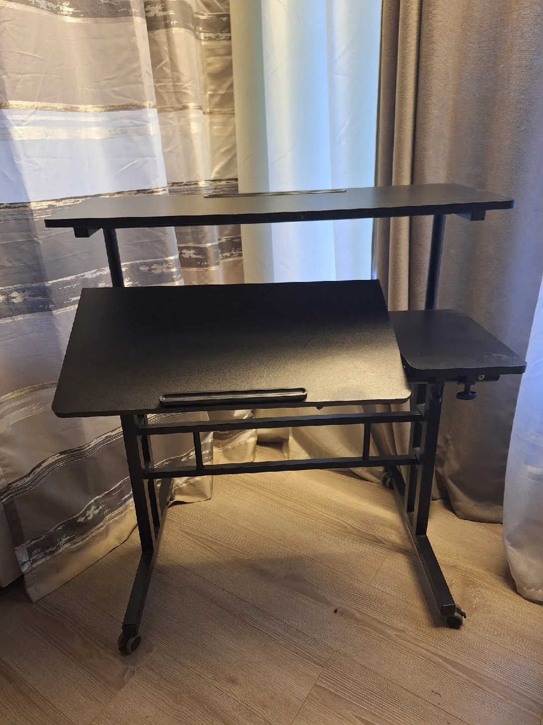 Adjustable Height Rolling Standing Desk image indicator(3)
