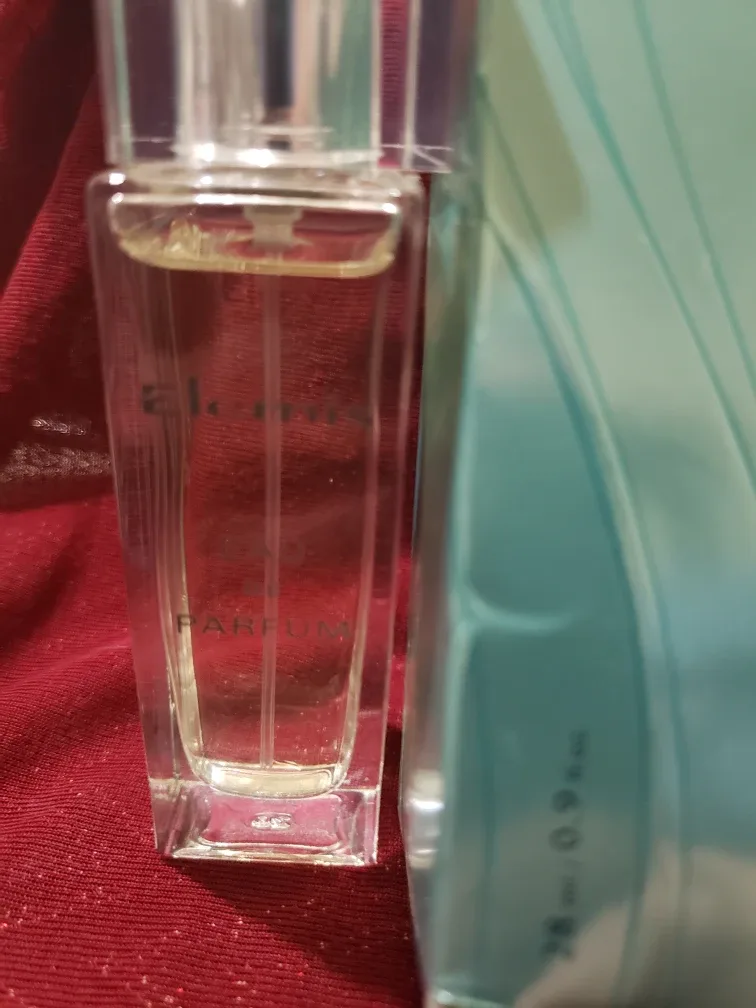 Elemis Eau de Parfum 28ml image indicator(2)