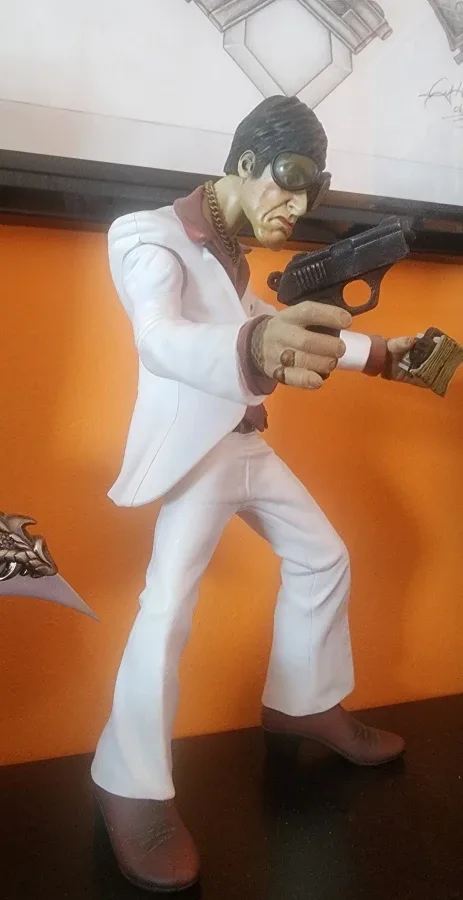 Scarface Tony Montana Action Figure image indicator(2)