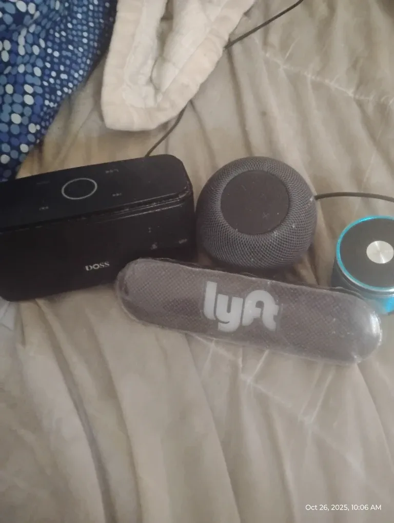 DOSS Bluetooth Speaker & Apple HomePod Mini