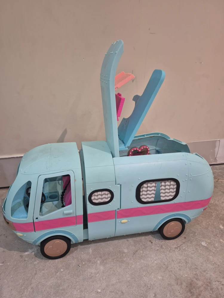 L.O.L. Surprise! Glamper Camper