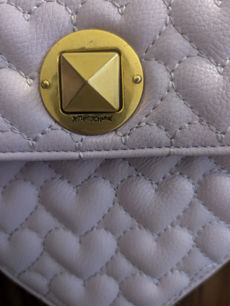 Betsey Johnson Heart Quilted Crossbody Bag - photo 2