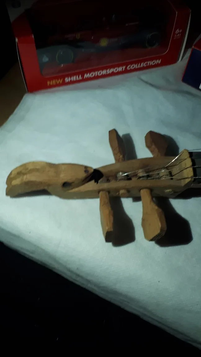 hand crafted wodden fiddle antique image indicator(3)