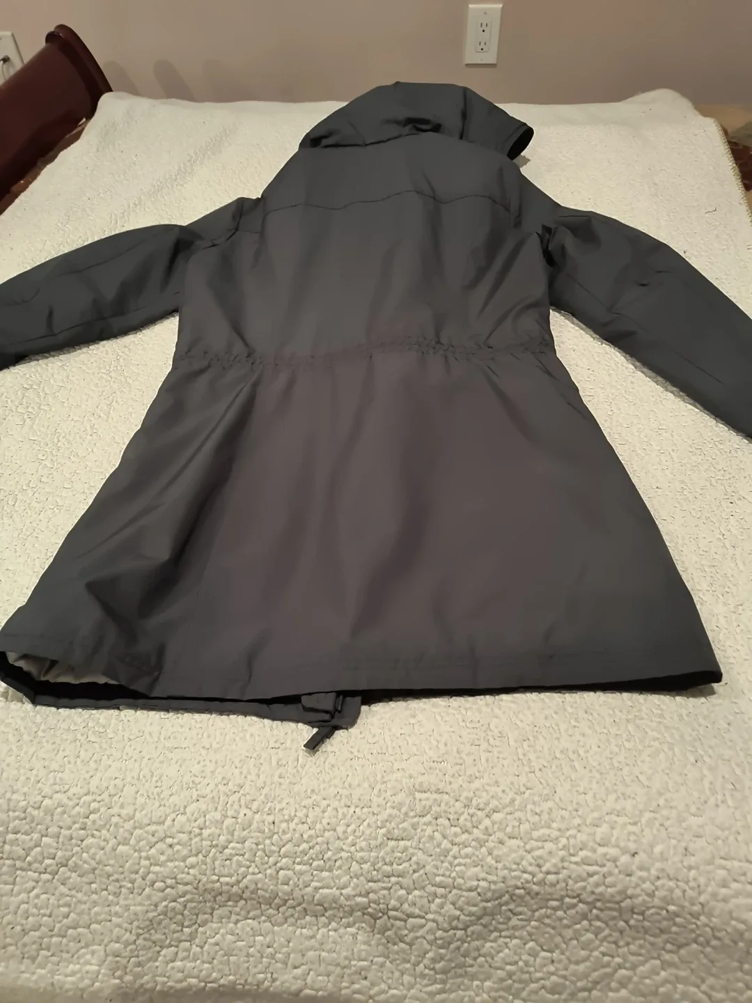 A&F 1892 Gray Winter Parka Talla L image indicator(7)