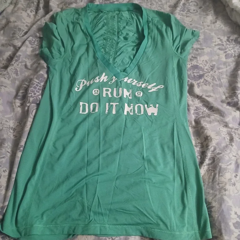 Lululemon Green Run T-Shirt
