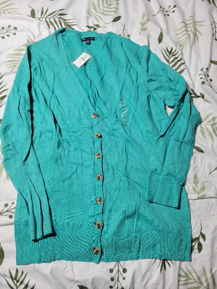 New Gap Cardigan - Size XL