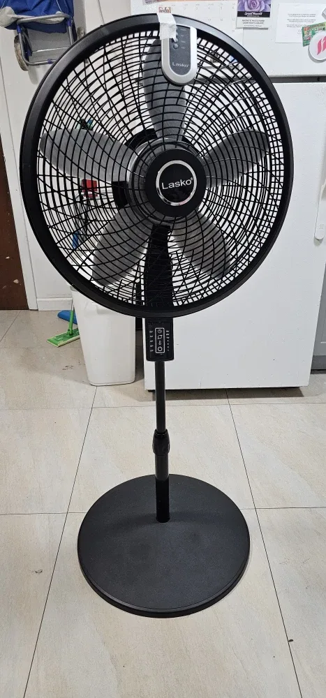 Lasko Black Stand Fan image indicator(3)