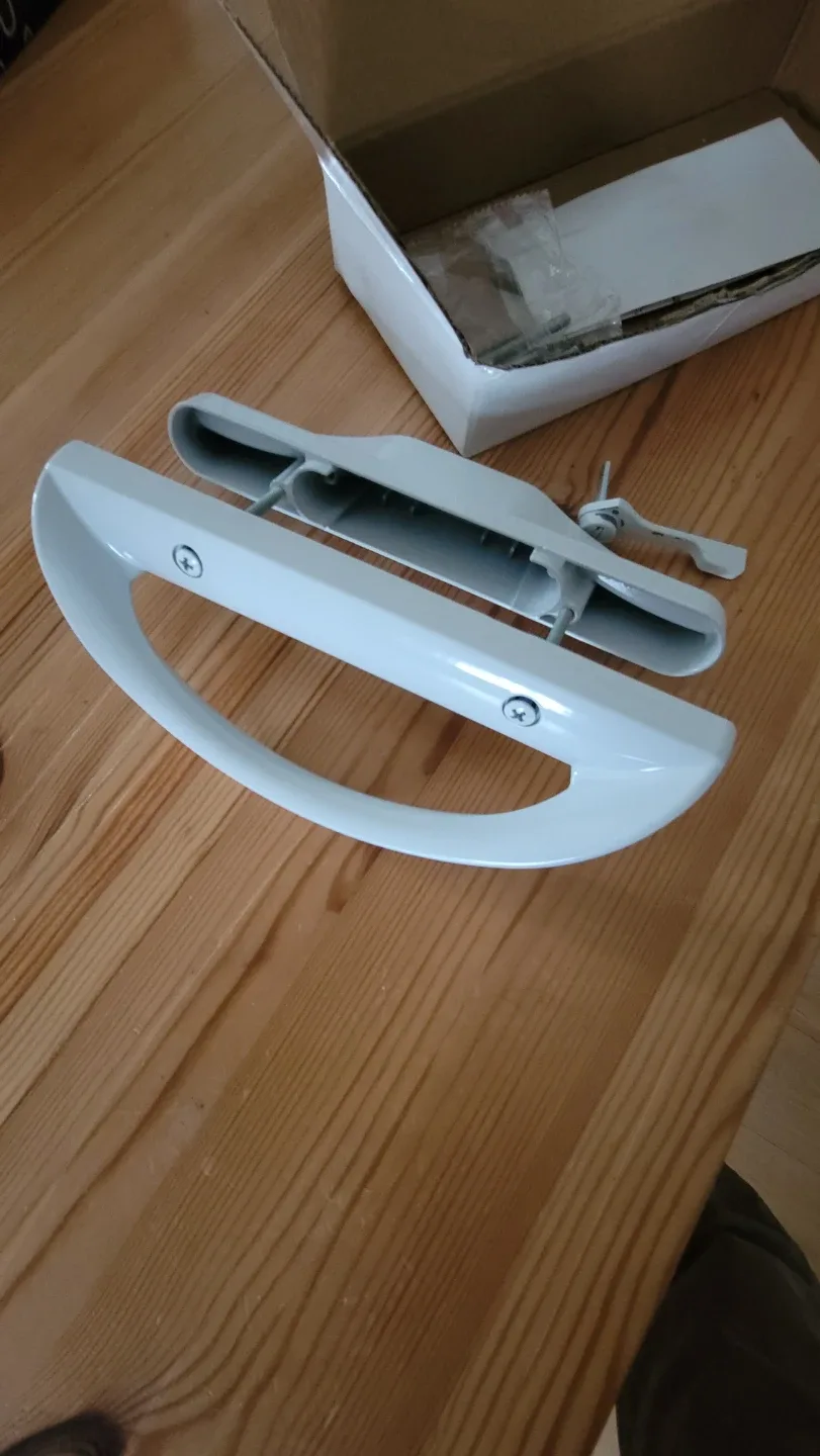 White Sliding patio Door Handle image indicator(2)