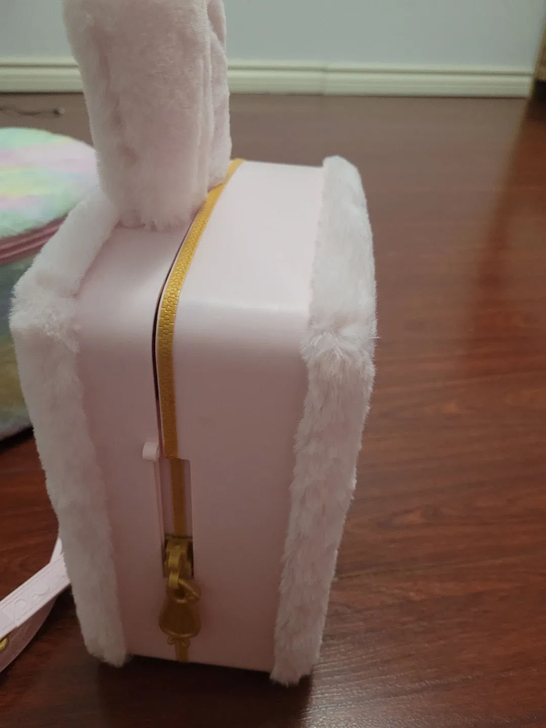 Na! Na! Na! Surprise Bedroom Backpack Playset image indicator(2)