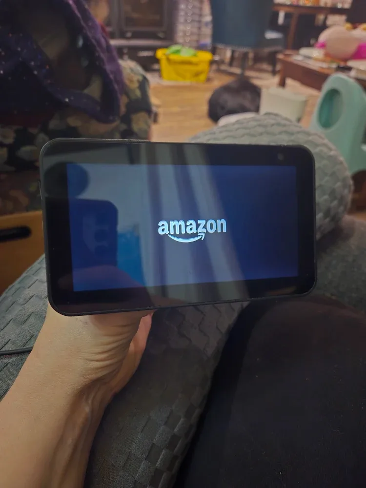 Amazon Echo Show 5 image indicator(4)