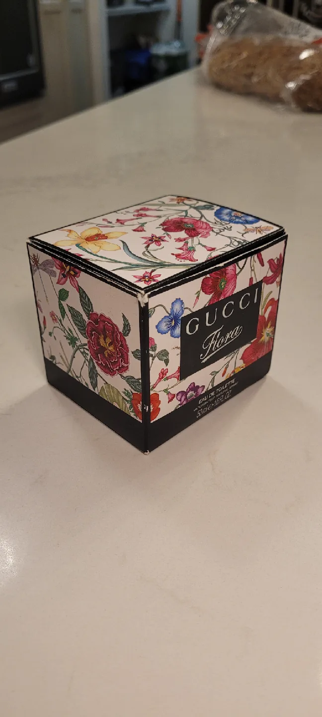 Gucci "Flora" Eau de Toilette 50ml image indicator(3)