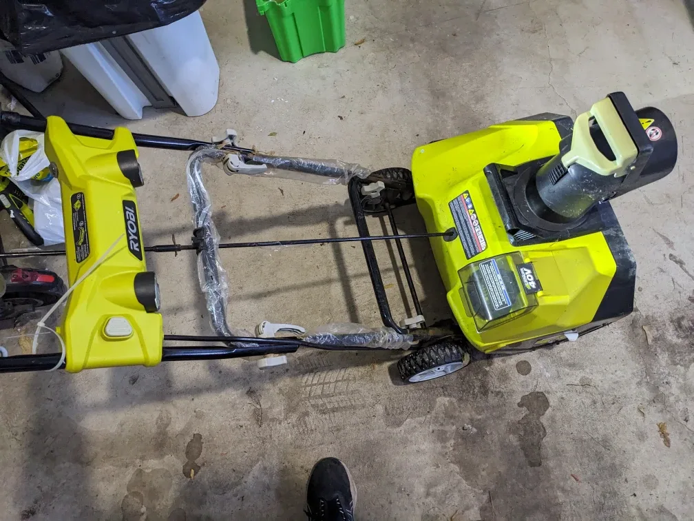 Ryobi 40V Cordless Snow Blower