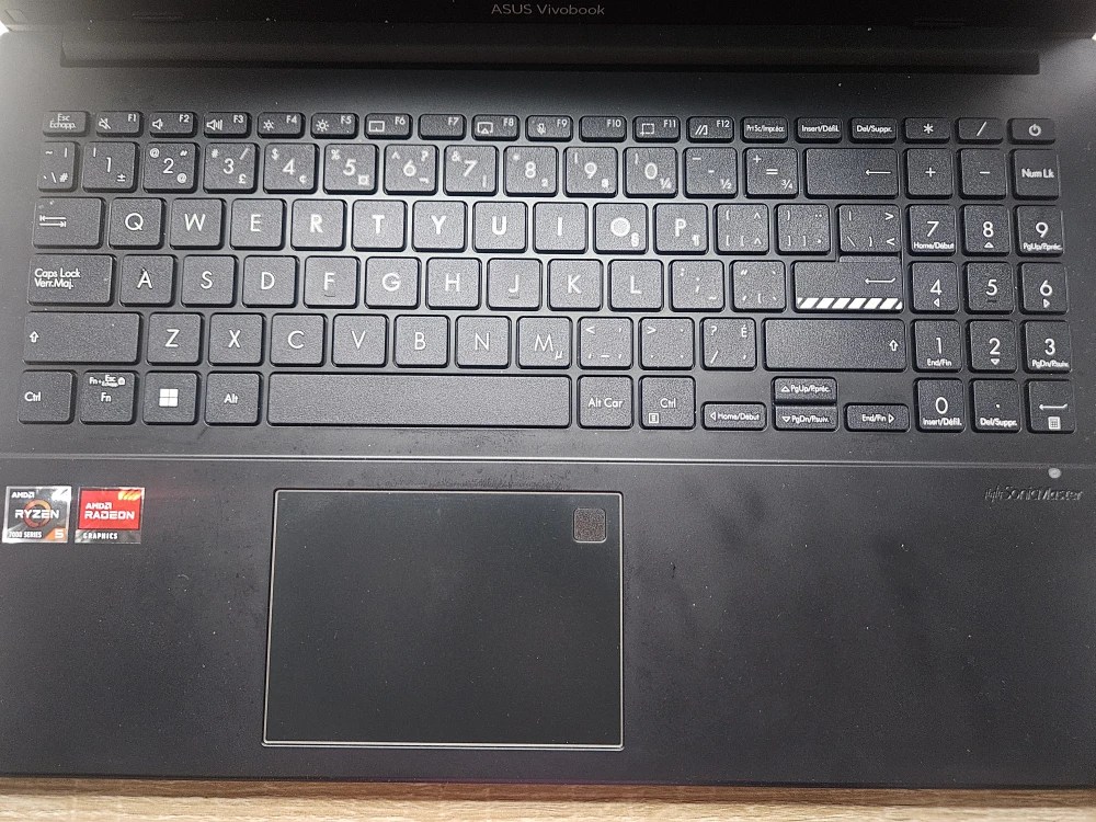 ASUS Vivobook Laptop - photo 3