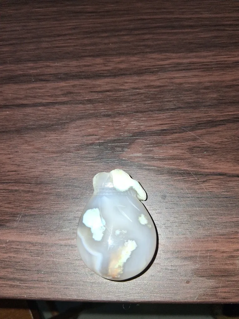 Agate Chalcedony Money Bag/Santa Sac Carving image indicator(3)