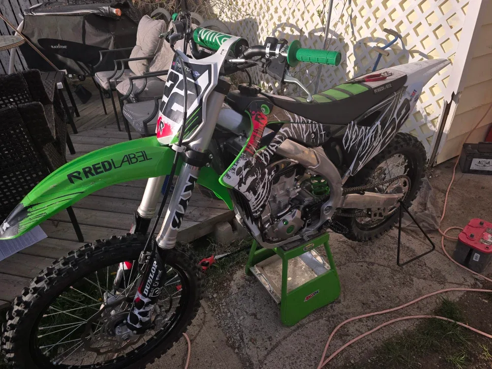 Kawasaki KX450F Dirt Bike 0214