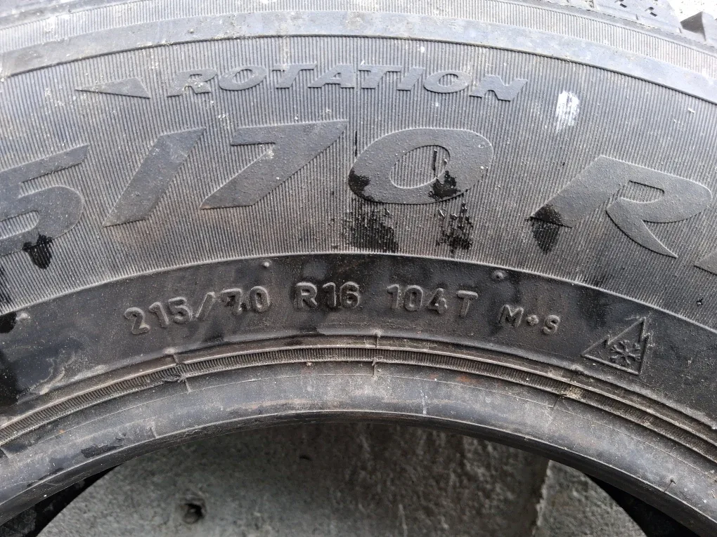 Winter Tires 215/70R16 image indicator(4)