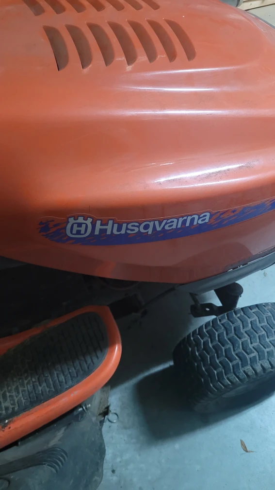 Husqvarna Riding Lawn Mower - Orange - photo 2