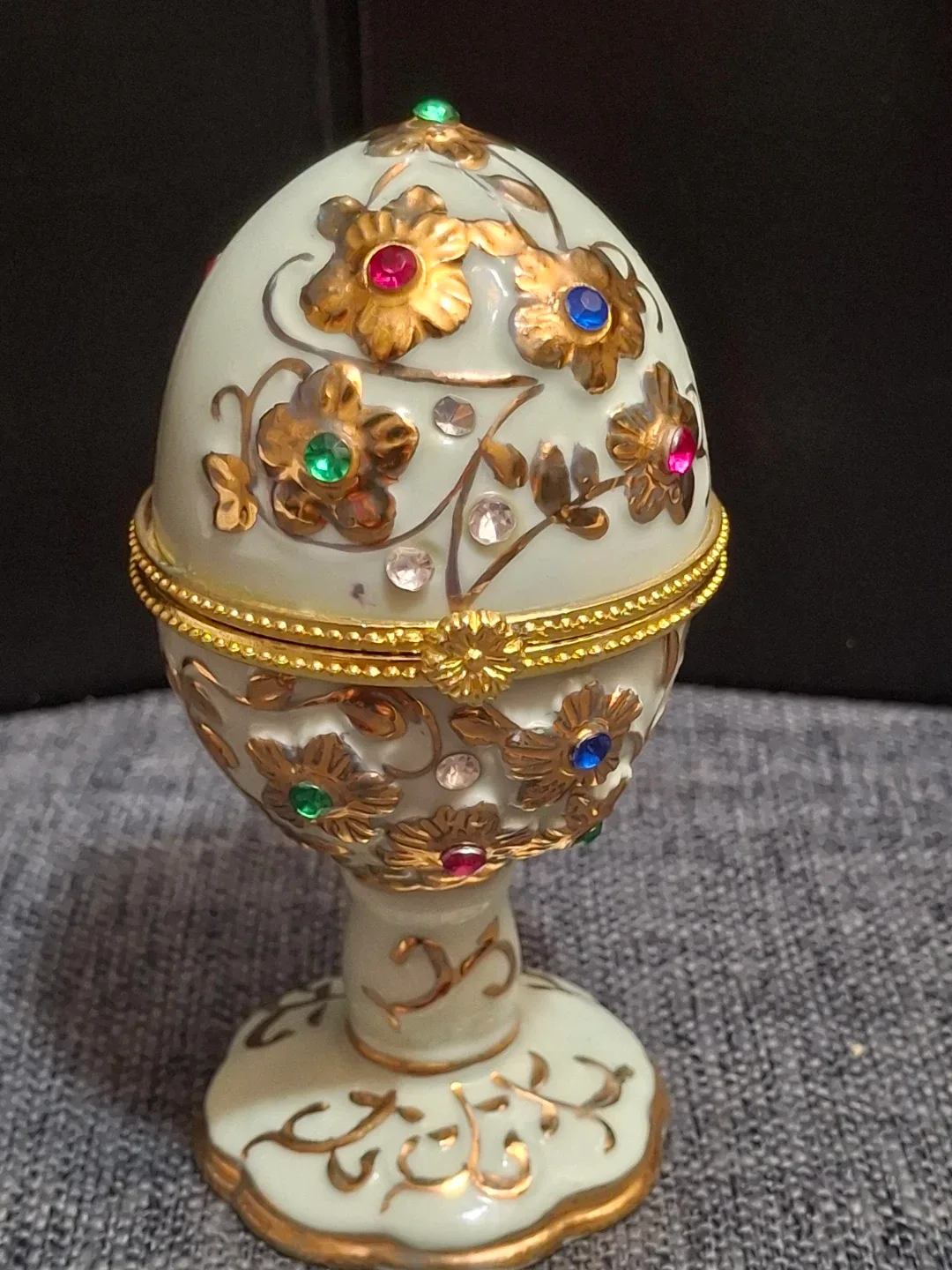 Vintage Egg Trinket Box thumbnail