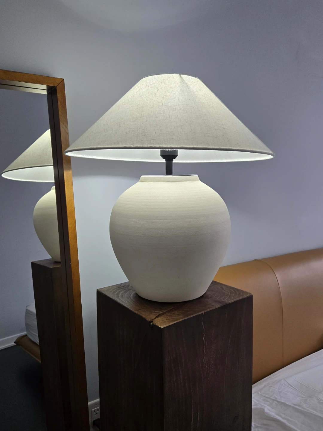 Ceramic Lamp with two colors - photo 2