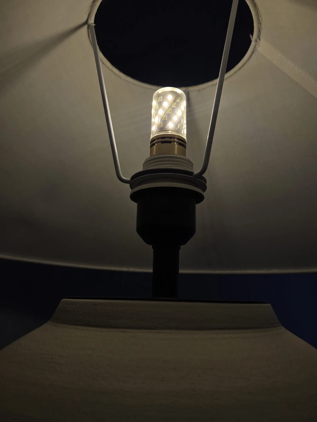 Ceramic Lamp with two colors - photo 4