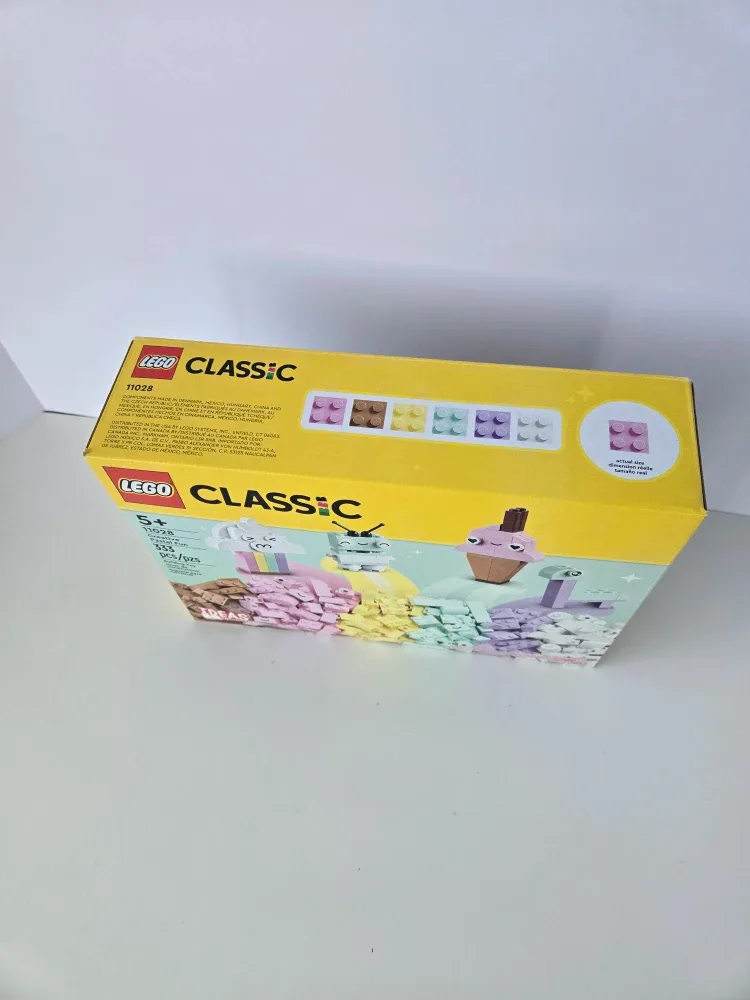 Brand new sealed lego classic 11028 image indicator(2)