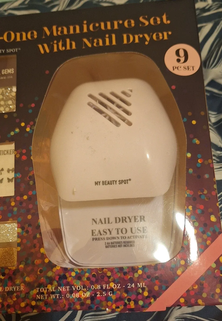 My Beauty Spot Manicure Set with Nail Dryer image indicator(2)